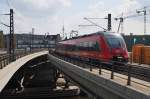 Hier 442 638 und 442 822 als RB14 (RB18917) von Nauen nach Berlin Schönefeld Flughafen, bei der Ausfahrt am 1.5.2013 aus Berlin Hbf.