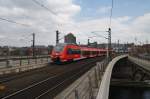 Hier 442 319-0 als RE7 (RE18717) von Wünsdorf-Waldstadt nach Dessau Hbf., bei der Einfahrt am 1.5.2013 in Berlin Hbf.