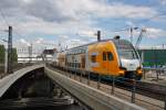 Hier 445 114-2 als RE2 (RE37372) von Wittenberge nach Berlin Ostbahnhof, bei der Ausfahrt am 23.6.2013 aus Berlin Hbf.