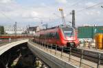 Hier 442 822-3 und 442 136-8 als RE7 (RE18724) von Dessau Hbf.