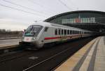 Hier IC2385 von Berlin Ostbahnhof nach Frankfurt(Main) Hbf., bei der Ausfahrt am 13.12.2014 aus Berlin Hbf.