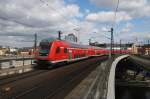 Hier ein RE1 (RE18178) von Frankfurt(Oder) nach Brandenburg Hbf., bei der Einfahrt am 6.4.2015 in Berlin Hbf.