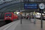 Stimmung am frühen Morgen des 01.05.2015 in Berlin Hauptbahnhof.