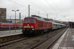 232 469-7 mit dem EC 46 von Warszawa Wschodnia nach Berlin Gesundbrunnen in Berlin-Lichtenberg. 07.01.2012