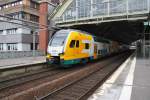 Hier 445 111-8 als RE2 (RE92364) von Berlin Ostbahnhof nach Cottbus, bei der Ausfahrt am 29.6.2013 aus Berlin Ostbahnhof. 