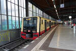 484 547 am 19.06.2024 im Bahnhof Berlin-Schöneberg.