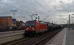 187 122 führte am 30.12.18 einen gemischten Güterzug durch Bitterfeld Richtung Dessau.
