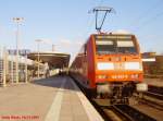 146 003 steht mit dem RE6 abfahrbereit in Bochum Hbf (18.11.2007)