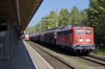 140 002-7 mit einem gemischtem Gterzug in Braunschweig.