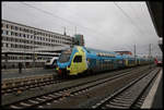 Westfalenbahn KISS ET 613 startet hier im HBF Braunschweig am 6.1.2021 umn 15.57 Uhr zur Fahrt als RE 70 nach Hannover HBF.