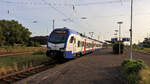 Die RS4 Nordenham - Bremen Hbf beim letzten Zwischenstopp in Bremen-Neustadt.