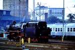 02.August 1992 BR 042 271-7 Rangierfahrt ins Bw Hbf. Bremen , da ich keine Fplo hatte wusste ich auch die Zugnummer nicht . Information nur über das Ek.-Heft des Monats damals