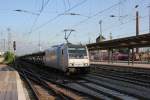 185 690-5 zieht Autowagen durch Bremen. 19.06.2012.