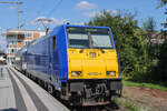 Beim Umsteigen in Bruchsal am 5. August 2024 ergab sich dieses Foto: SRI 146 522-8 mit dem  Todespendel .