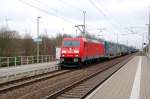 185 358 zieht am 01.03.09 den LKW-Walter-Zug durch Burgkemnitz weiter nach Halle.