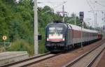 ES 64 U2 - 072 zieht am 01.08.10 den AZ 1360 durch Burgkemnitz.