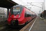 Nachschuss auf 442 006 und 442 210 (Bombardier Talent 2) von DB Regio Südost als RE 18386 (RE10) von Cottbus nach Leipzig Hbf, die den Bahnhof Doberlug-Kirchhain auf der Bahnstrecke Halle–Cottbus (KBS 215) verlassen. Bild durchlief die Selbstfreischaltung. [16.12.2017 | 9:45 Uhr]