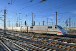 Ende Oktober 2024 war ein ICE 1 (401 064-1,  Mülheim an der Ruhr ) bei der Ankunft am Hauptbahnhof in Dortmund zu sehen.