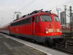 115 383 steht mit ihrem AZ abfahrbereit im Dortmunder Hbf 23.10.2009.