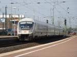 Der IC2445 aus Kln Hbf nach Leipzig Hbf fhrt hier, mit Steuerwagen vorraus, in den Dortmunder Hbf ein.