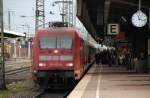 Hier steht 101 062 mit IC 2156 nach Düsseldorf Hbf am 21.12.13 im Dortmunder Hbf.