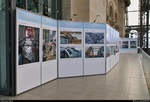 Anlässlich seines 120-jährigen Jubiläums befand sich zur Adventszeit die Fotoausstellung  Dresden Hauptbahnhof - 120 Jahre bewegende Geschichte. Eine Fotodokumentation von der Grundsteinlegung bis heute  in Dresden Hbf.
[8.12.2018 | 11:32 Uhr]