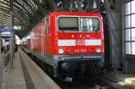 Ebenfalls im strahlenden rot zeigt sich DB 143 933 auf der S2 nach Dresden-Flughafen, hier im Hauptbahnhof, 16.09.2010