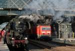 Ein etwas  Nostaligischer  Anblick,52 8177 und 143 933 stehen nebeneinander im Dresdner Hauptbahnhof.