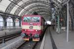 371 003-5 brachte den CNL 459 aus Richtung Leipzig Hbf nach Dresden Hbf, weiter geht´s nach Praha hl.n.. 30.03.2013
