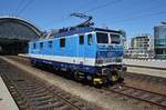 371 004-3 durchfährt am 27.5.2017 den Dresdener Hauptbahnhof in östlicher Richtung.