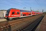 S1 von Meißen Triebischtal nach Bad Schandau macht sich am 30.9.2017 im Dresdener Hauptbahnhof auf den Weg.