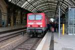 143 591-6 der S-Bahn Dresden (DB Regio Südost) als S 31731 (S1) von Meißen Triebischtal nach Bad Schandau steht in Dresden Hbf auf Gleis 18.