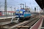 193 290 (Siemens Vectron) der České dráhy ist im Vorfeld des Dresdner Hbf abgestellt und wartet auf eine neue EuroCity-Leistung Richtung Prag (Praha hl.n.).