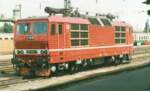 180 009, fotografiert am 22.08.1992 in Dresden Hauptbahnhof