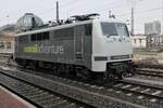 111 215 von RailAdventure, fotografiert am 12.01.2023 in Dresden Hauptbahnhof 