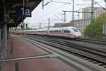 ein zwölfteiliger ICE4 mit der Nummer 9041 bei der Einfahrt in Dresden-Hbf von der Behandlungsanlage Dresden-Reick