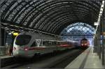 Hauptbahnhof Dresden -     Hier haben wir Schutz gesucht, denn draußen tobte ein Gewitterunwetter.