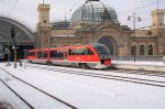 642 642-2 in Dresden Hbf auf Gleis 3.