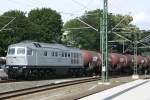 ITL W232 03 mit Gterzug durchfhrt den Dresdner Hbf, 31.07.2009