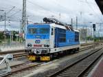 CD 371 002 steht am 10.07.2014 auf dem Dresdener Hauptbahnhof.