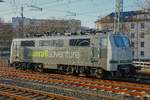 111 222 Railadventure in Düsseldorf Hbf abgestellt, am 28.12.2019.