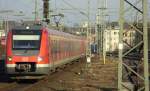 Hier mal der 422 031-5 bei der Einfahrt in den Dsseldorfer hauptbahnhof zur weiterfahrt nach Solingen als S7.