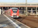 440 312 und 440 311 präsentieren sich glänzend in der Abendsonne des 28.10.14 als S68 nach Langenfeld.