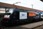 ES 64 U2-036, 182 536-3 Mrce schiebt einen HKX in Düsseldorf Hbf am 22.07.2015
