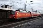 146 019-5 (DB) fhrt am 3. Dezember 2009 um 15:37 Uhr mit dem RE1 Ri. Hamm im Duisburger Hbf ein