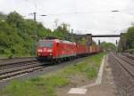 185 090-8 mit Containerzug in Fahrtrichtung Norden. Aufgenommen am 22.05.2013 in Eichenberg.