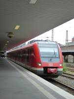 Am 20.08.2013 steht hier 422 012-5 als S2 nach Dortmund Hbf im Essener Hbf.