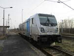 Railpool 187 308 brachte,am 09.Februar 2023,einen Kohlezug nach Mukran.Bis zur Rückleistung stand die Lok am Bahnsteig in Mukran Mitte.