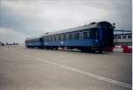 Mittlerweile kann man sogar in Berlin schwedische Reisezugwagen beobachten.Im Juli 2001 standen im Fhrhafen Mukran zwei schwedische Liegewagen.