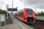 DB 463 110 als RE 26106 von Eilenburg nach Hoyerswerda, am 10.10.2023 in Falkenberg (Elster).